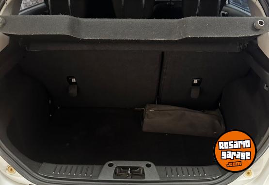 Autos - Ford Fiesta 2019 Nafta 60000Km - En Venta