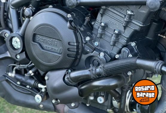Motos - Benelli 752 S 2023 Nafta 2800Km - En Venta