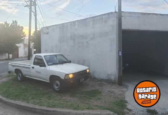 Camionetas - Toyota Hilux 4x2 2.8 1999 Diesel 111Km - En Venta