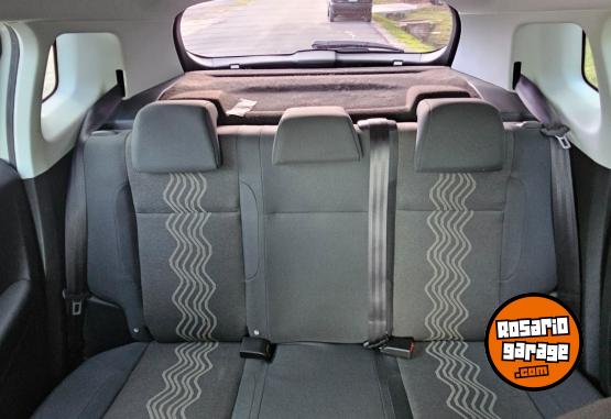 Autos - Peugeot 2008  1.6vti CACTUS 2018 GNC 114000Km - En Venta