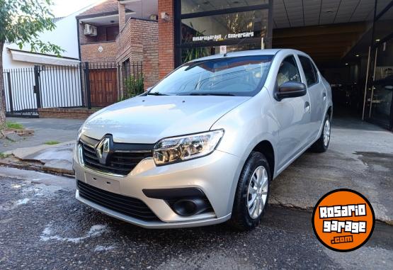 Autos - Renault Logan II 1.6 Life 2025 Nafta 40Km - En Venta