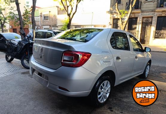 Autos - Renault Logan II 1.6 Life 2025 Nafta 40Km - En Venta