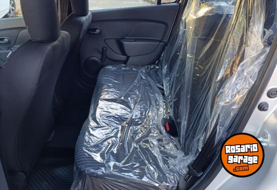 Autos - Renault Logan II 1.6 Life 2025 Nafta 40Km - En Venta