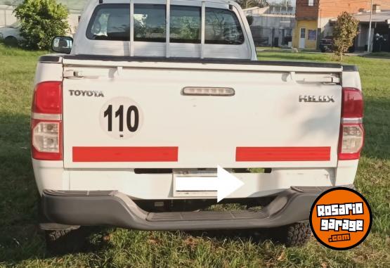 Camionetas - Toyota Hilux DX pack 4x2 2014 Diesel 257000Km - En Venta