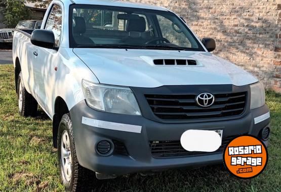 Camionetas - Toyota Hilux DX pack 4x2 2014 Diesel 257000Km - En Venta