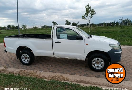 Camionetas - Toyota Hilux DX pack 4x2 2014 Diesel 257000Km - En Venta