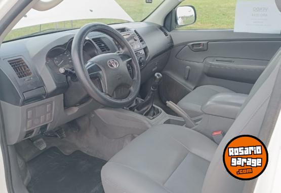 Camionetas - Toyota Hilux DX pack 4x2 2014 Diesel 257000Km - En Venta