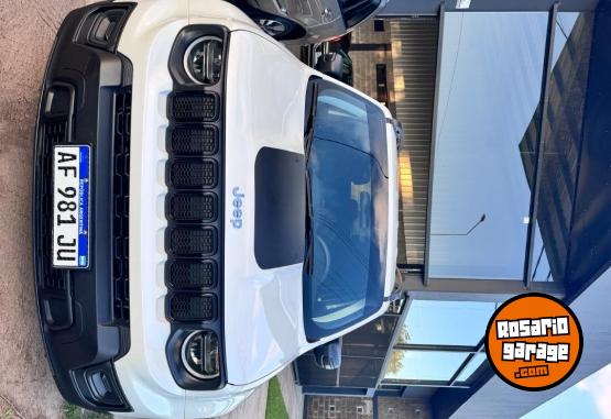 Camionetas - Chrysler Jeep Renegade 1.8 Sport a 2023 Nafta 20000Km - En Venta