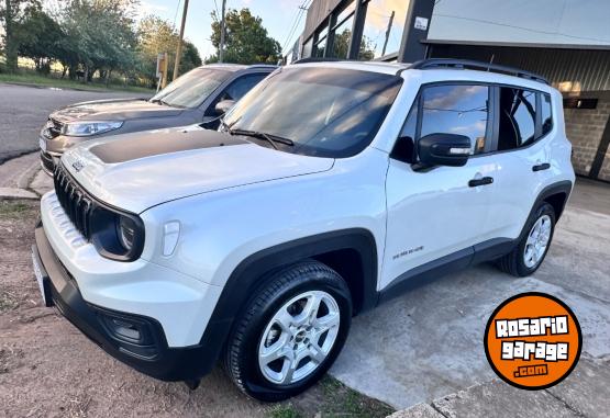 Camionetas - Chrysler Jeep Renegade 1.8 Sport a 2023 Nafta 20000Km - En Venta