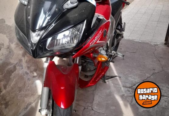 Motos - Yamaha Fazer 2011 Nafta 135000Km - En Venta