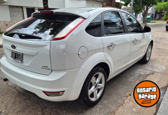 Autos - Ford Focus 2.0 excelente permu 2011 Nafta 150000Km - En Venta