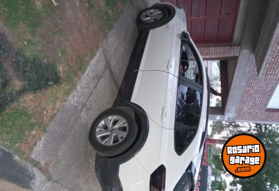 Autos - Volkswagen Nivus 170 2023 Nafta 33000Km - En Venta