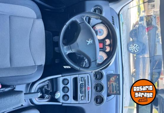 Autos - Peugeot 308 Allure Nav 2015 Nafta 120000Km - En Venta