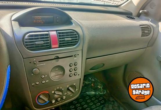 Autos - Chevrolet CORSA 2 2004 GNC 350000Km - En Venta