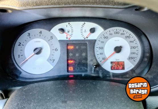 Autos - Renault Clio 1.2 Pack Plus 2010 Nafta 140000Km - En Venta