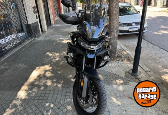 Motos - CF 800 Explorer 2025 Nafta 8300Km - En Venta