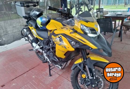 Motos - Benelli TRK502X 2023 Nafta 10800Km - En Venta