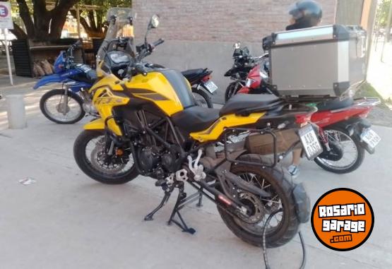 Motos - Benelli TRK502X 2023 Nafta 10800Km - En Venta
