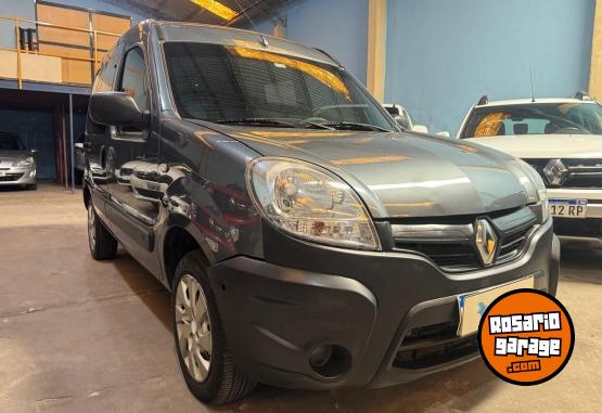 Utilitarios - Renault kangoo 2018 Nafta 105000Km - En Venta