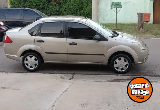 Autos - Ford Fiesta max ambiente MP3 2009 Nafta 184000Km - En Venta