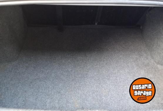 Autos - Ford Fiesta max ambiente MP3 2009 Nafta 184000Km - En Venta