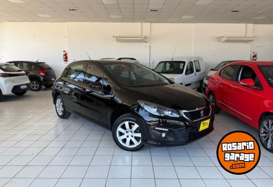 Autos - Peugeot 308 Active 2015 Nafta 111000Km - En Venta