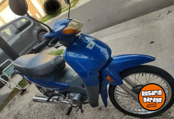 Motos - Guerrero Trip 110cc 2016 Nafta 5200Km - En Venta