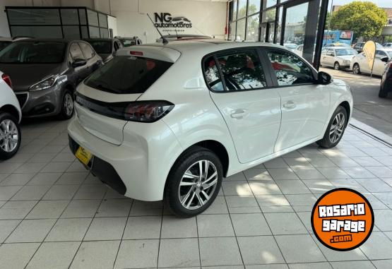 Autos - Peugeot 208 Allure Pack 2023 Nafta 60000Km - En Venta