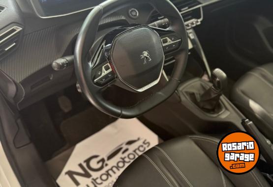 Autos - Peugeot 208 Allure Pack 2023 Nafta 60000Km - En Venta