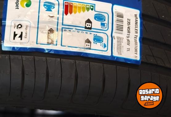 Accesorios para Autos - Llanta y cubierta vw taos - En Venta