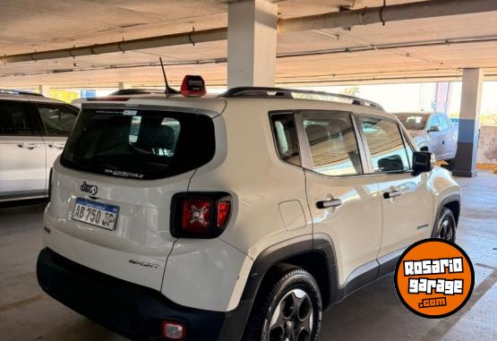 Camionetas - Otra marca RENEGADE SPORT 2017 Nafta 86000Km - En Venta