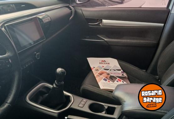 Camionetas - Toyota Hilux 2019 Diesel 127000Km - En Venta