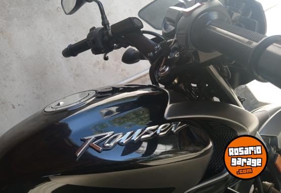 Motos - Bajaj Rouser LS125 2025 Nafta 1700Km - En Venta
