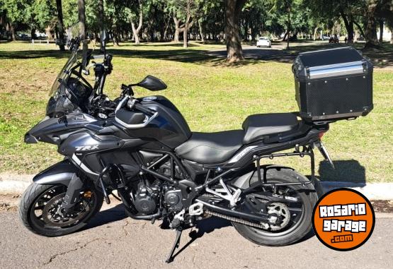 Motos - Benelli TRK 502 2023 Nafta 8400Km - En Venta