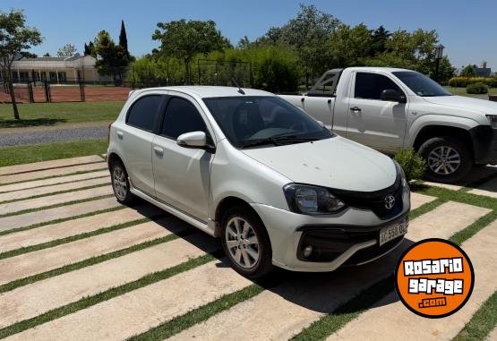 Autos - Toyota Etios Xls 2018 Nafta  - En Venta