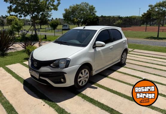 Autos - Toyota Etios Xls 2018 Nafta  - En Venta