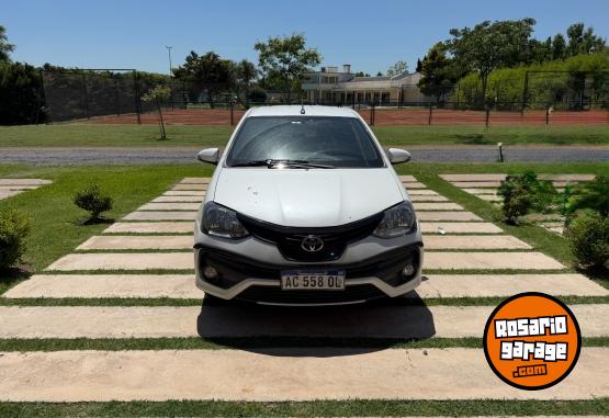 Autos - Toyota Etios Xls 2018 Nafta  - En Venta
