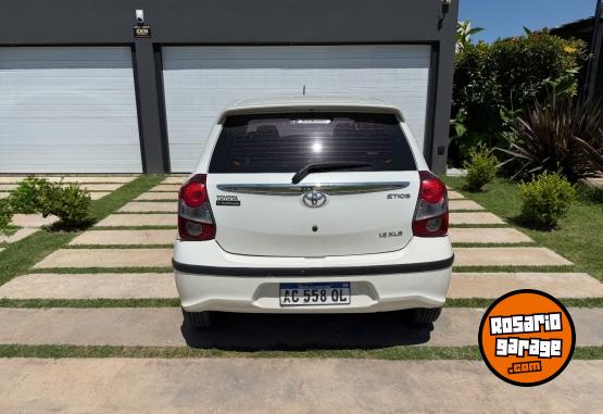 Autos - Toyota Etios Xls 2018 Nafta  - En Venta