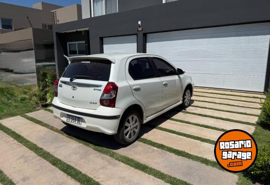 Autos - Toyota Etios Xls 2018 Nafta  - En Venta