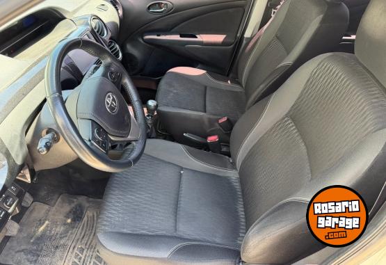Autos - Toyota Etios Xls 2018 Nafta  - En Venta