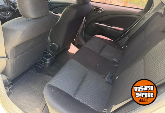 Autos - Toyota Etios Xls 2018 Nafta  - En Venta