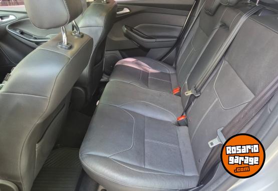 Autos - Ford Focus titanium 1ra mano p 2017 Nafta 102000Km - En Venta