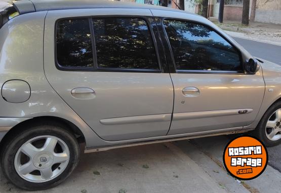 Autos - Renault Clio2 2007 Nafta 202000Km - En Venta