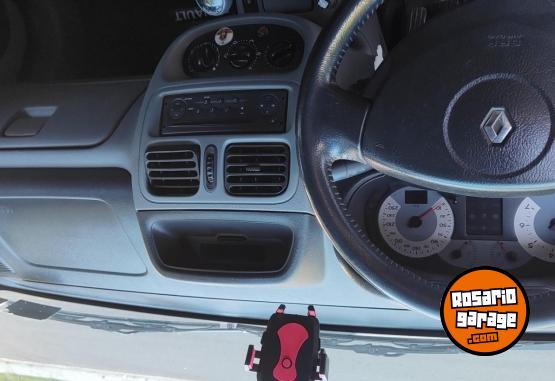 Autos - Renault Clio2 2007 Nafta 202000Km - En Venta