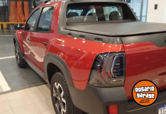 Camionetas - Renault OROCH ICONIC 2024 Nafta 15000Km - En Venta
