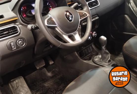 Camionetas - Renault OROCH ICONIC 2024 Nafta 15000Km - En Venta