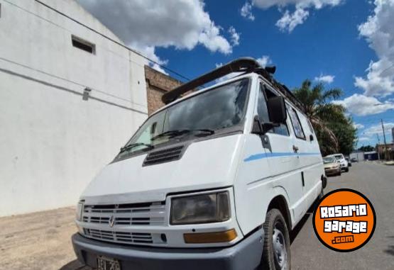 Camionetas - Renault Trafic MOTORHOME 1995 Diesel 1Km - En Venta