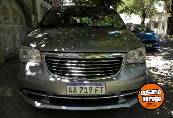 Camionetas - Chrysler Twon Caravan 2016 Nafta 129000Km - En Venta