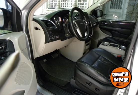 Camionetas - Chrysler Twon Caravan 2016 Nafta 129000Km - En Venta
