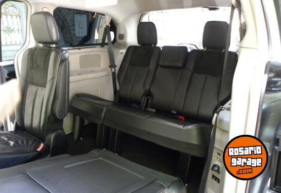 Camionetas - Chrysler Twon Caravan 2016 Nafta 129000Km - En Venta